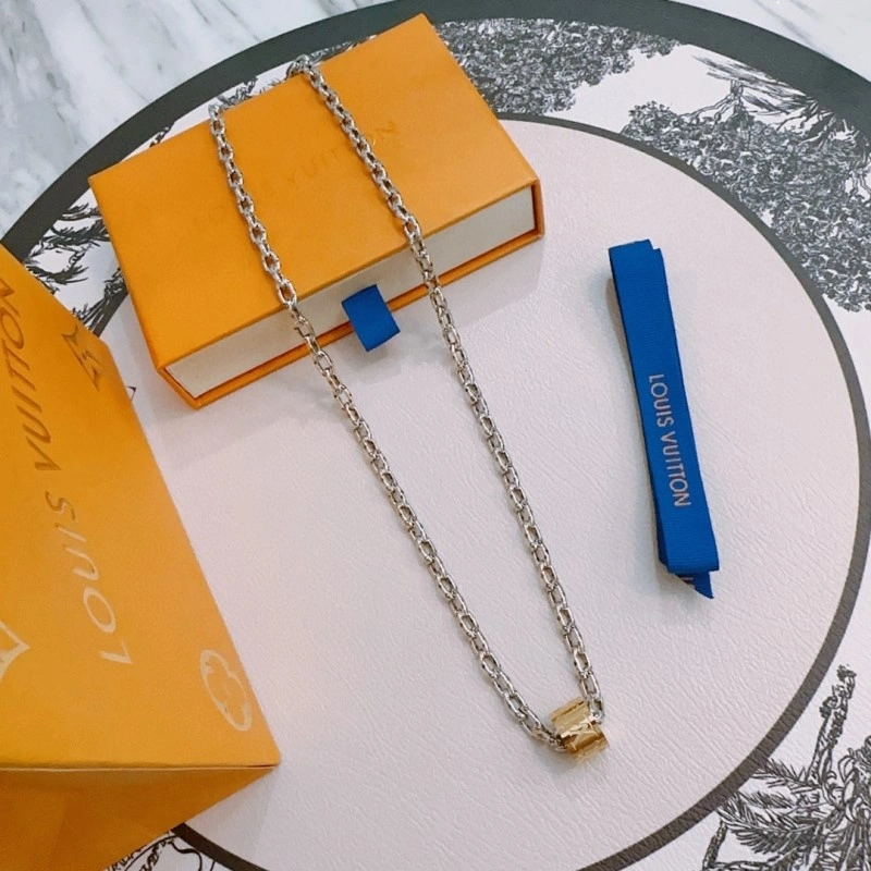 Louis Vuitton Necklaces Modern 248440