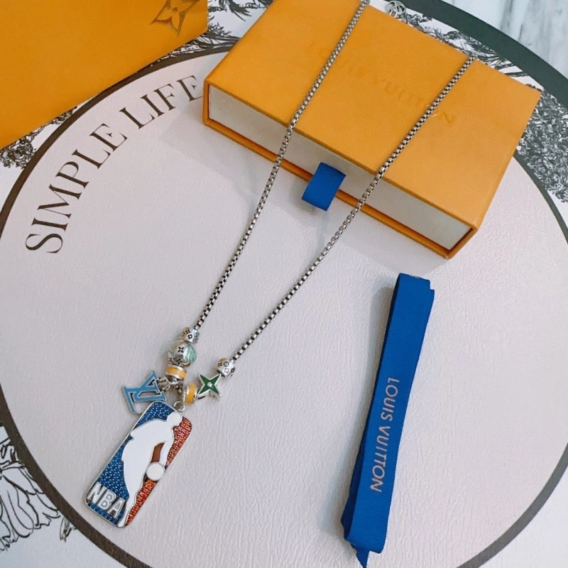 Louis Vuitton Necklaces Youthful 248435