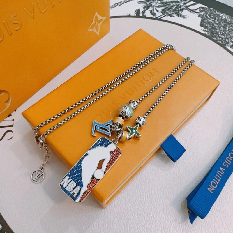 Louis Vuitton Necklaces Youthful 248435