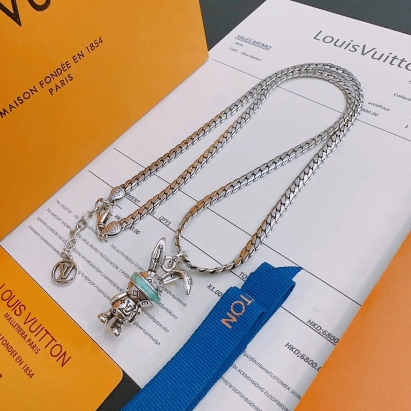 Louis Vuitton Necklaces Breathable 248431