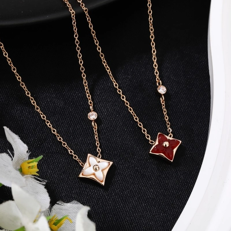 Louis Vuitton Necklaces Refined 248427
