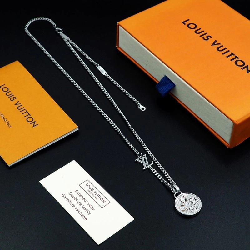 UrbanStyle Louis Vuitton Necklaces 248422