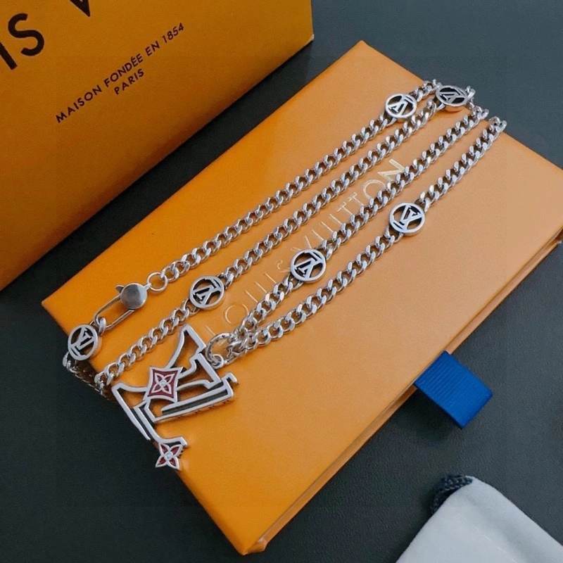Louis Vuitton Necklaces Contemporary 248416