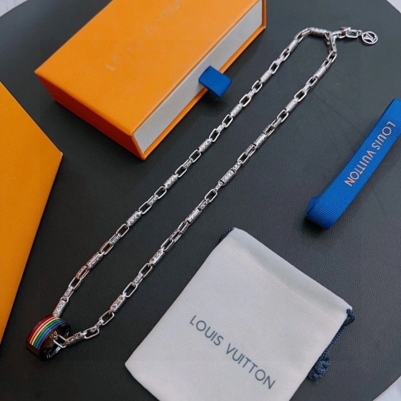 Louis Vuitton Necklaces ComfortFit 248415