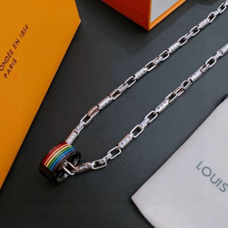 Louis Vuitton Necklaces ComfortFit 248415