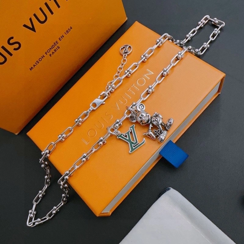 ZipUp Louis Vuitton Necklaces 248414