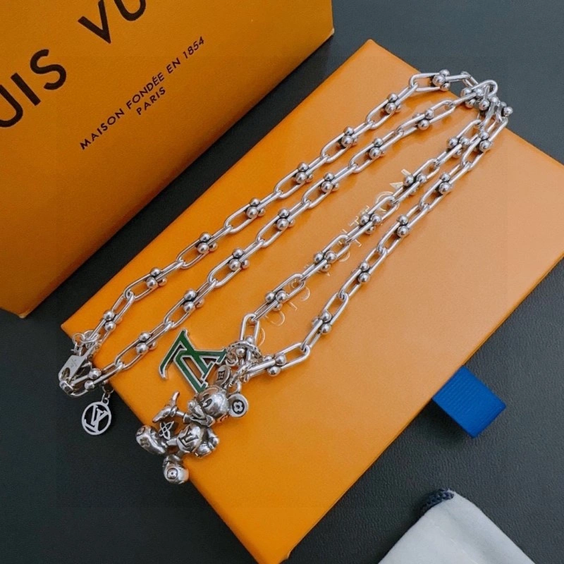 ZipUp Louis Vuitton Necklaces 248414