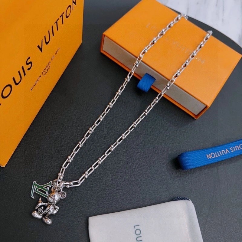 ZipUp Louis Vuitton Necklaces 248414