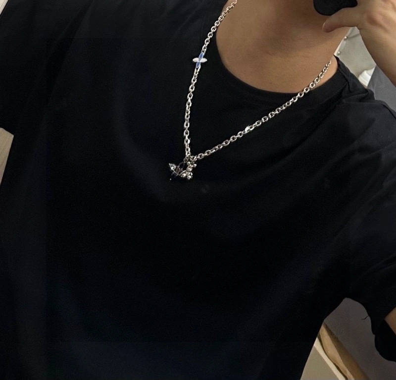 Louis Vuitton Necklaces Comfortable 248411