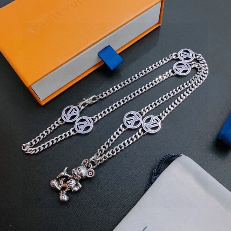 Louis Vuitton Necklaces Unique 248413
