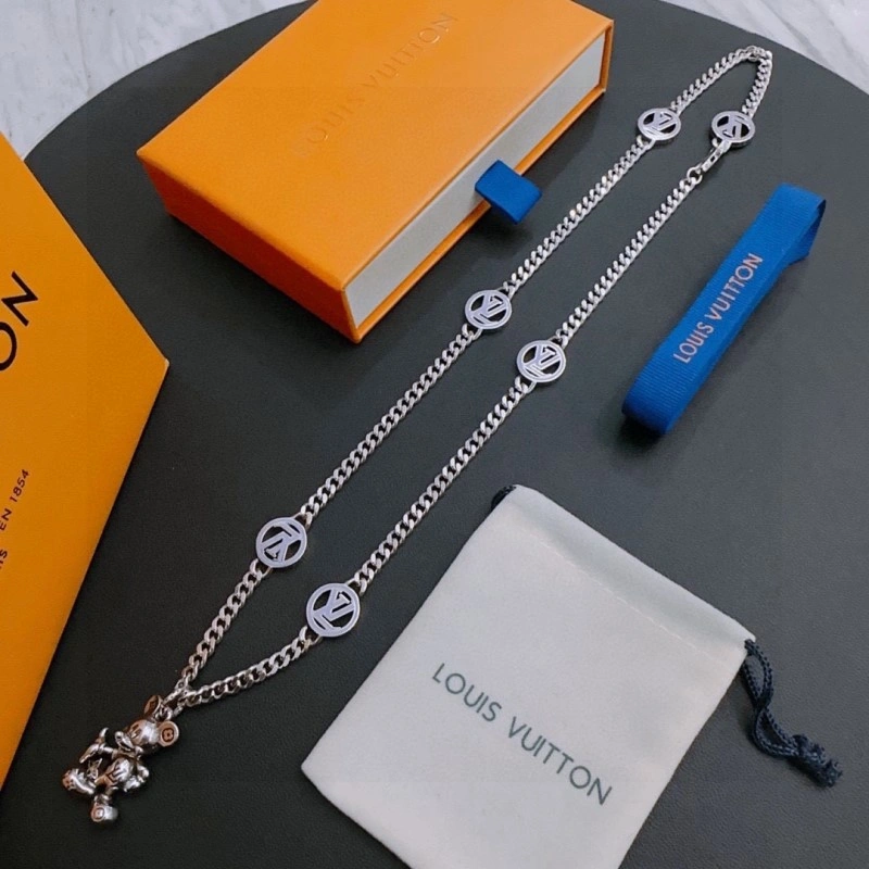 Louis Vuitton Necklaces Unique 248413