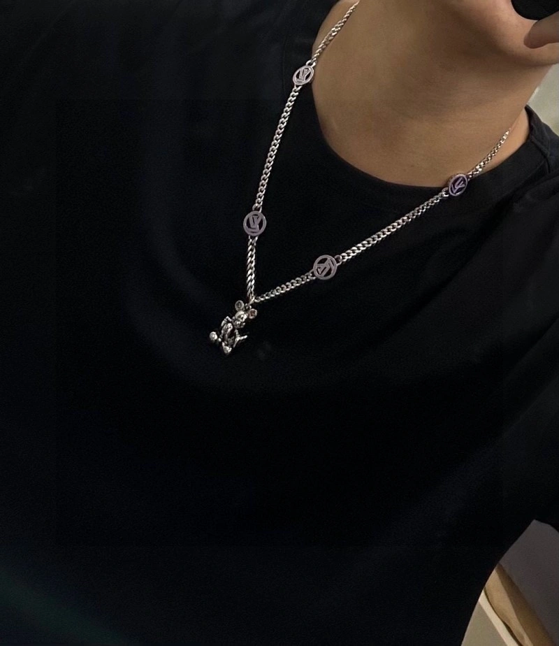 Louis Vuitton Necklaces Unique 248413