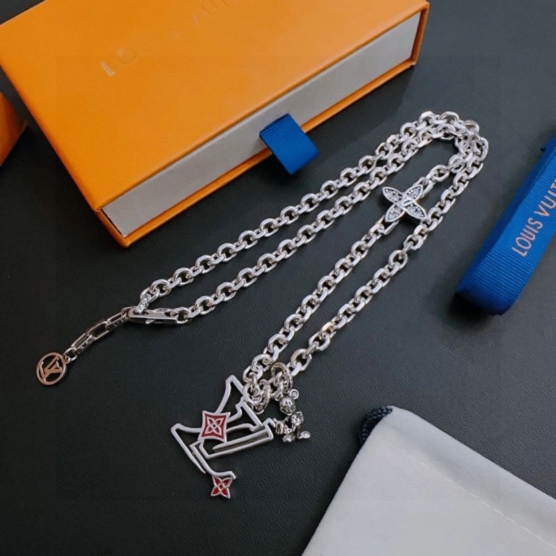 Louis Vuitton Necklaces Trendsetting 248406