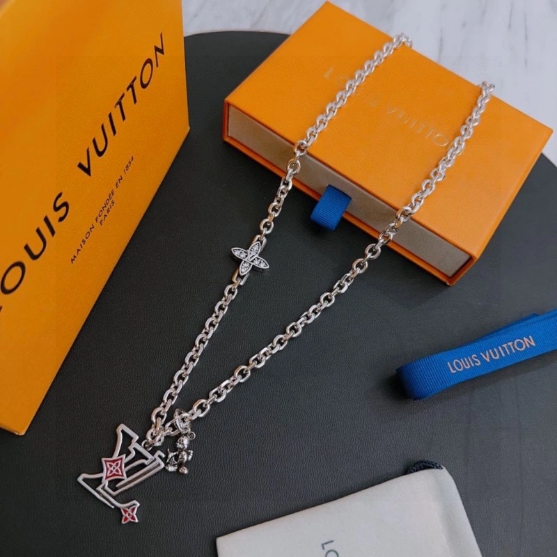 Louis Vuitton Necklaces Trendsetting 248406
