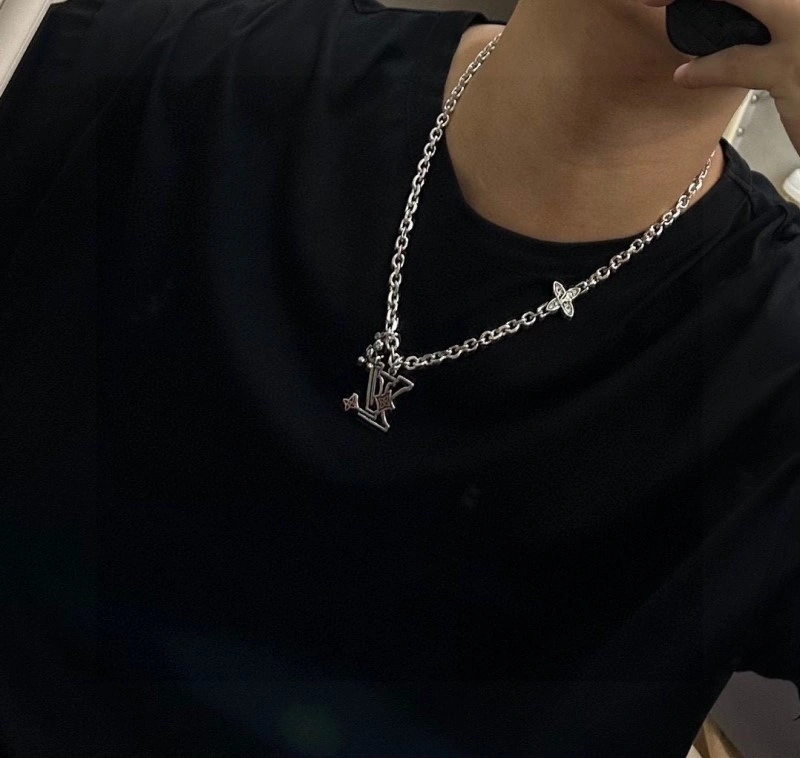 Louis Vuitton Necklaces Trendsetting 248406