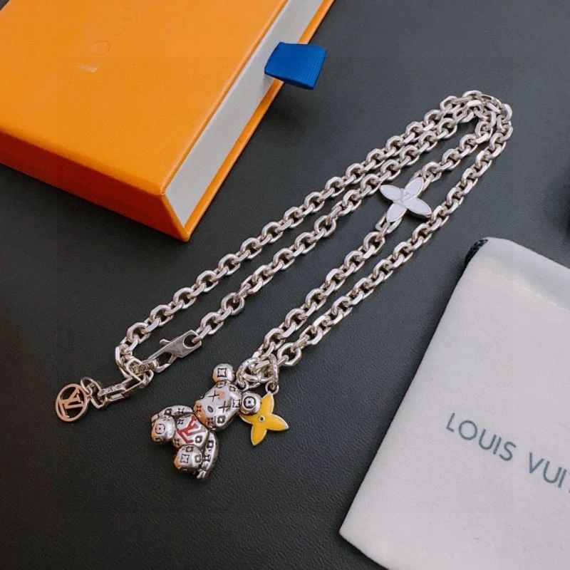 GoAnywhere Louis Vuitton Necklaces 248408