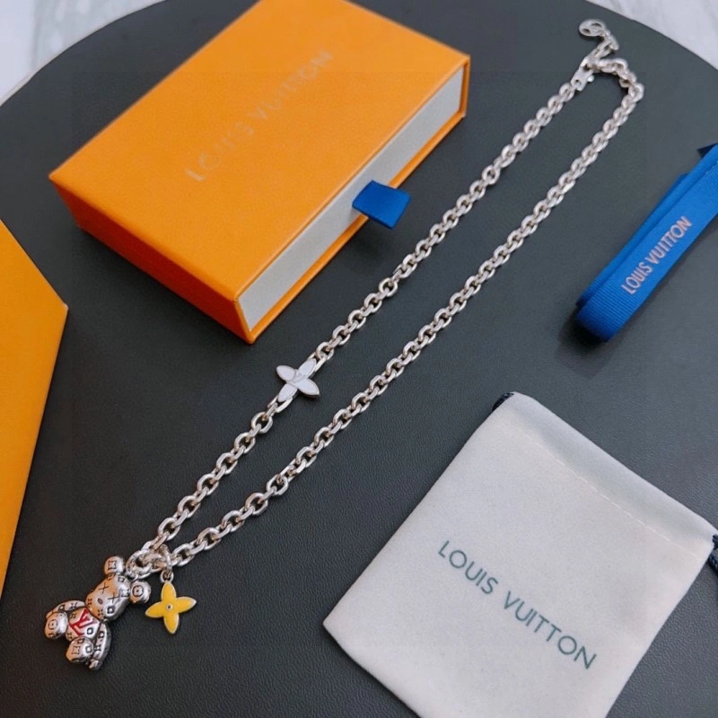 GoAnywhere Louis Vuitton Necklaces 248408