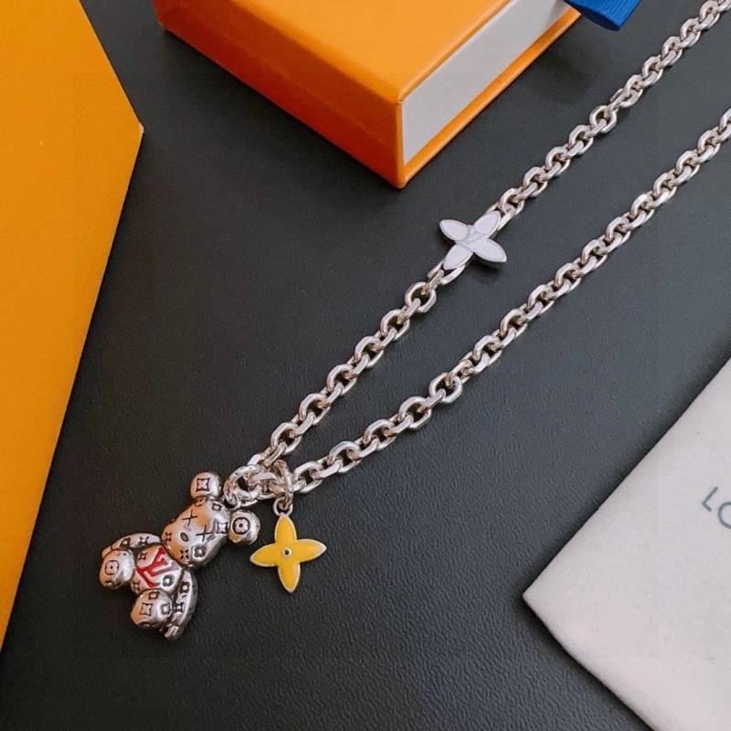 GoAnywhere Louis Vuitton Necklaces 248408