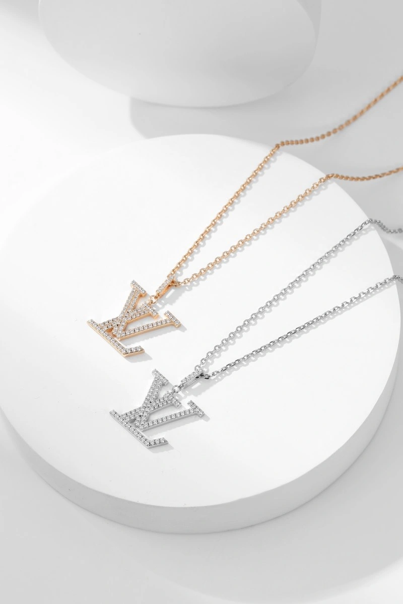 Louis Vuitton Necklaces Casual 248404