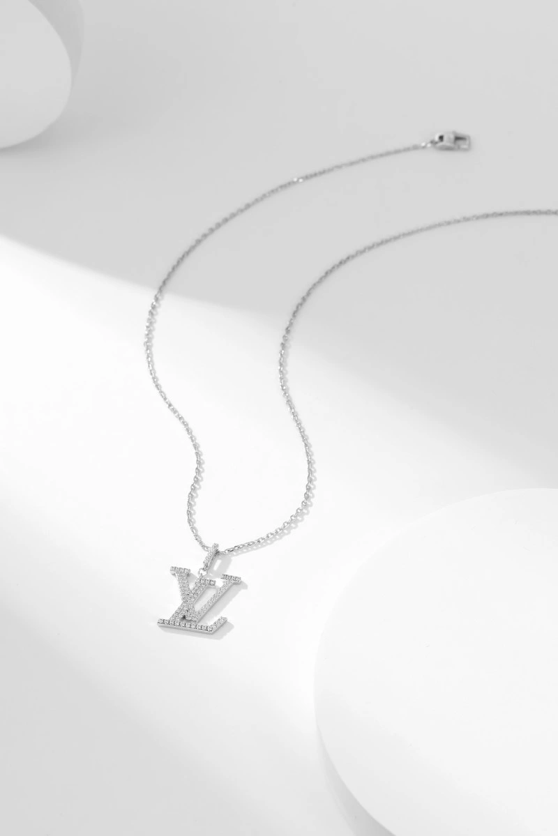 Louis Vuitton Necklaces Casual 248404