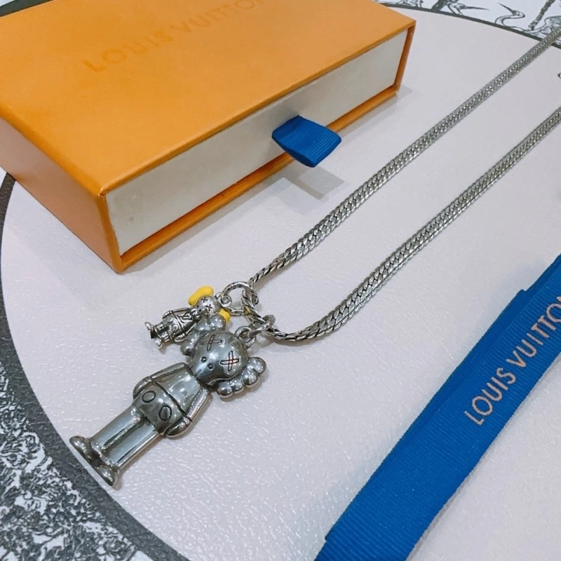 Louis Vuitton Necklaces Unique 248387