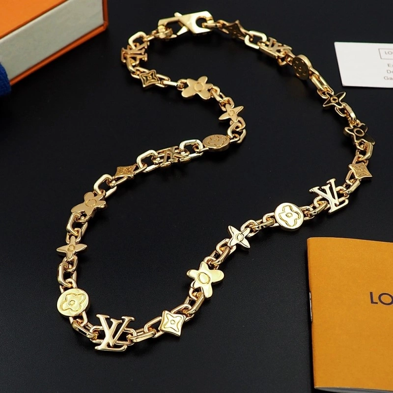Sleek Louis Vuitton Necklaces 247937