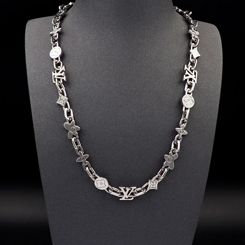 Louis Vuitton Necklaces OnTrend 247930