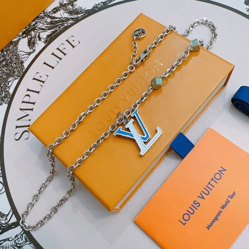Soft Louis Vuitton Necklaces 247925