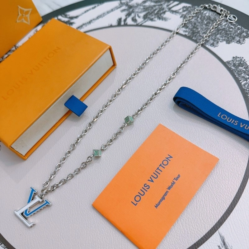 Soft Louis Vuitton Necklaces 247925