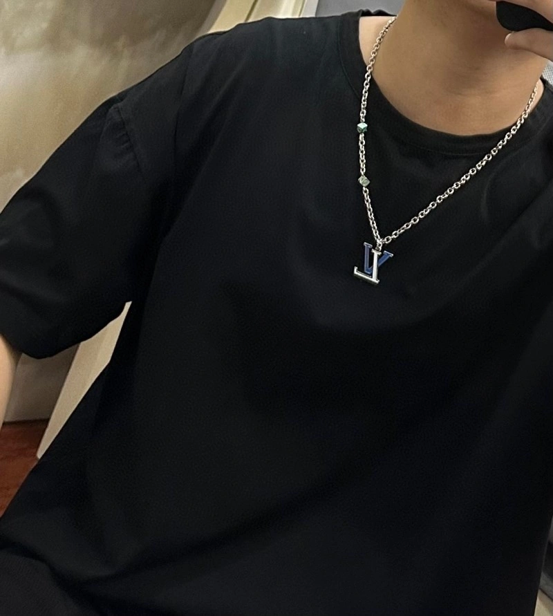 Soft Louis Vuitton Necklaces 247925