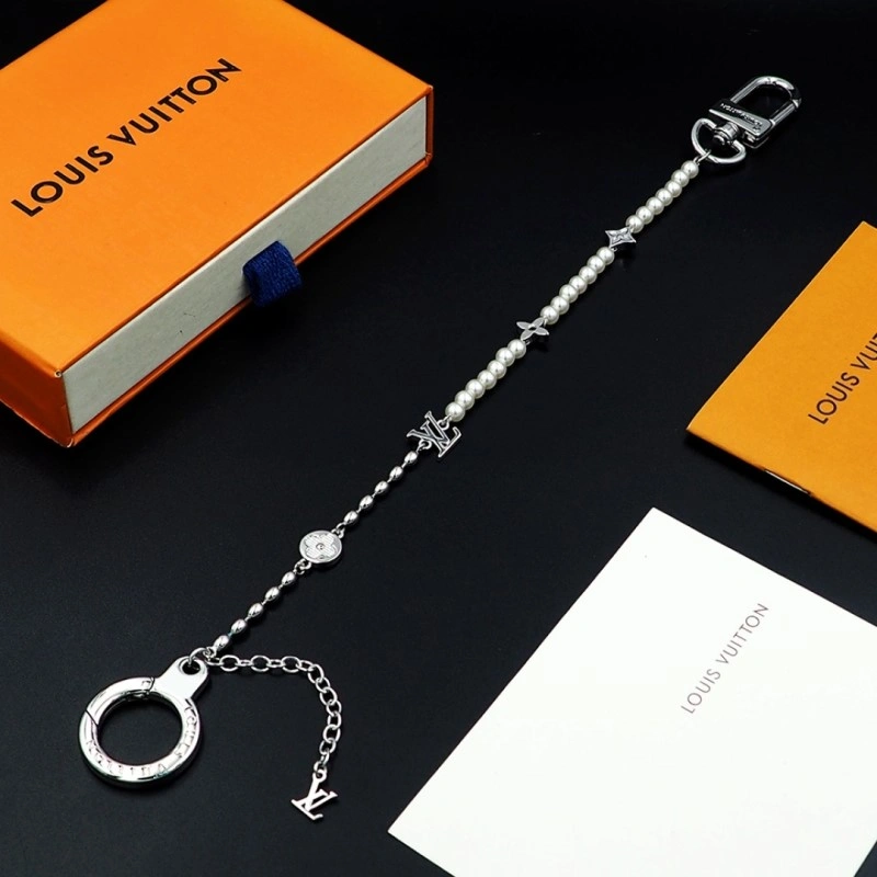 Louis Vuitton Necklaces Soft 247921
