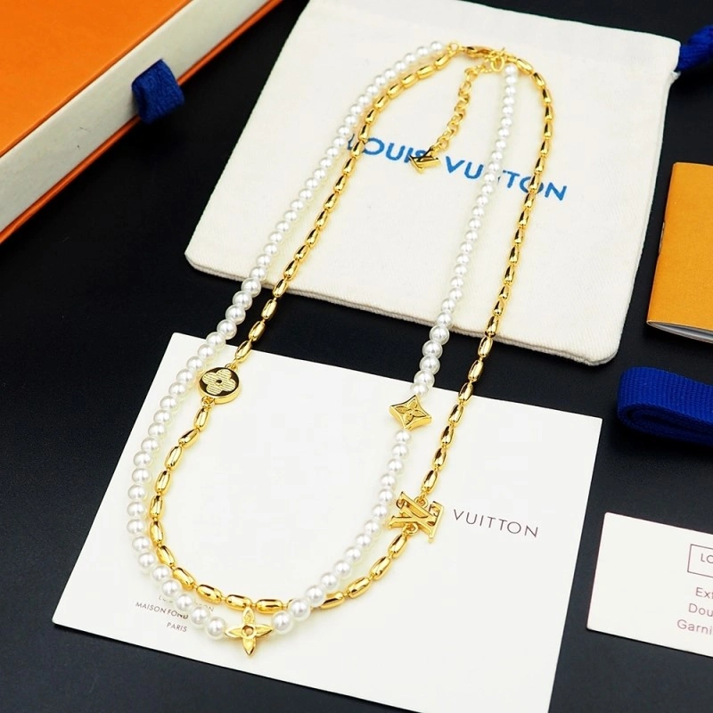 Louis Vuitton Necklaces SportInspired 247920