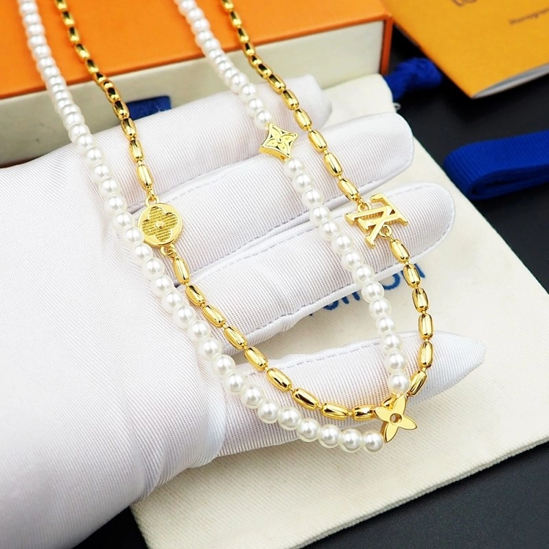 Louis Vuitton Necklaces SportInspired 247920