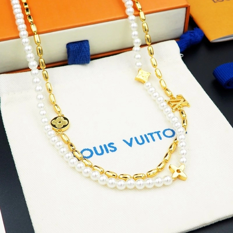 Louis Vuitton Necklaces SportInspired 247920