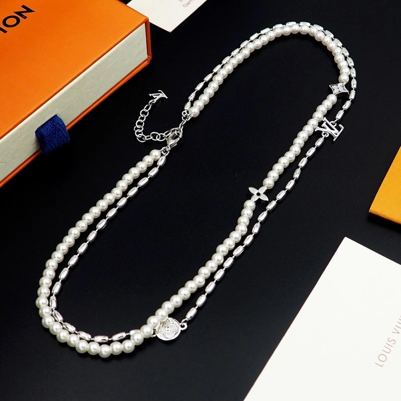 QuickDry Louis Vuitton Necklaces 247919