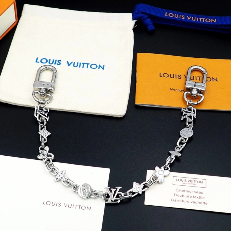 Louis Vuitton Necklaces Lightweight 247918