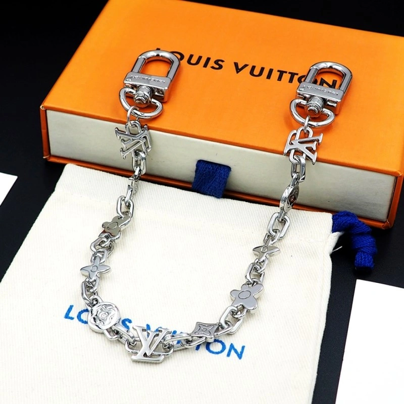 Louis Vuitton Necklaces Lightweight 247918