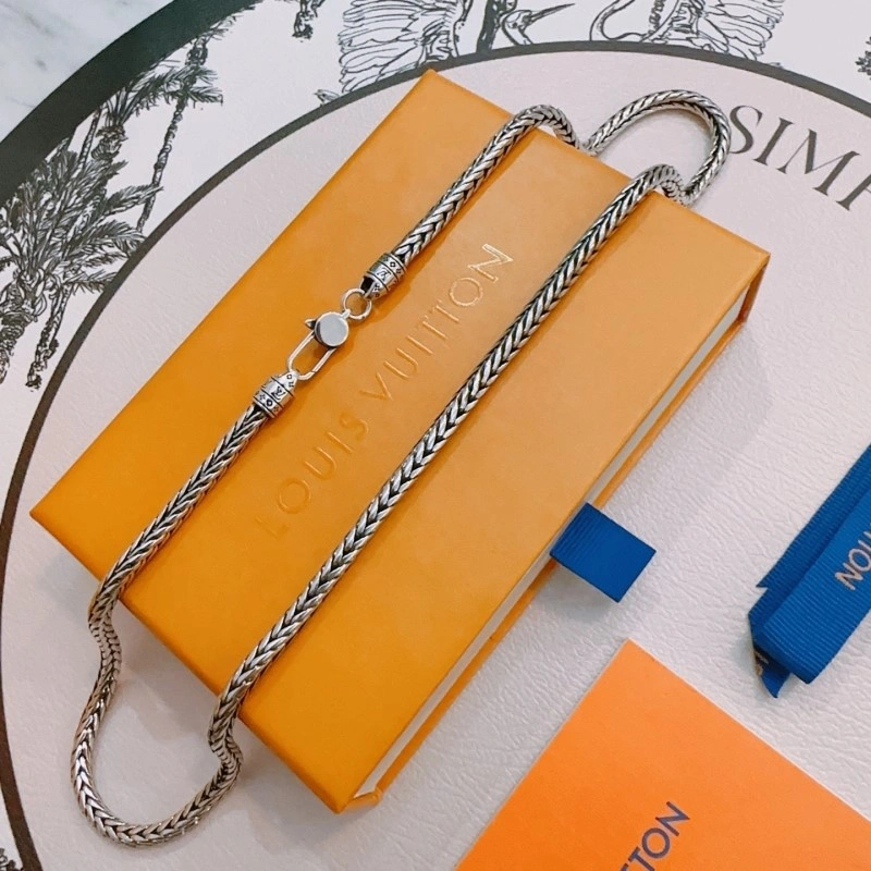 UrbanStyle Louis Vuitton Necklaces 247905