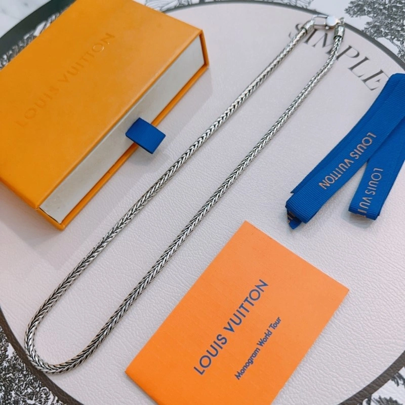 UrbanStyle Louis Vuitton Necklaces 247905