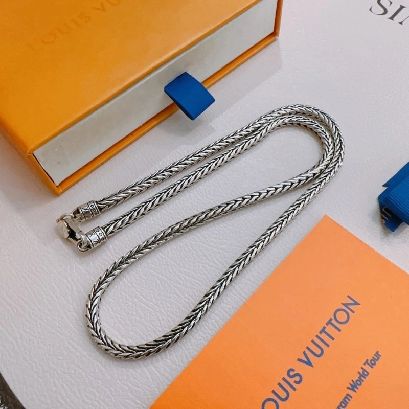 UrbanStyle Louis Vuitton Necklaces 247905