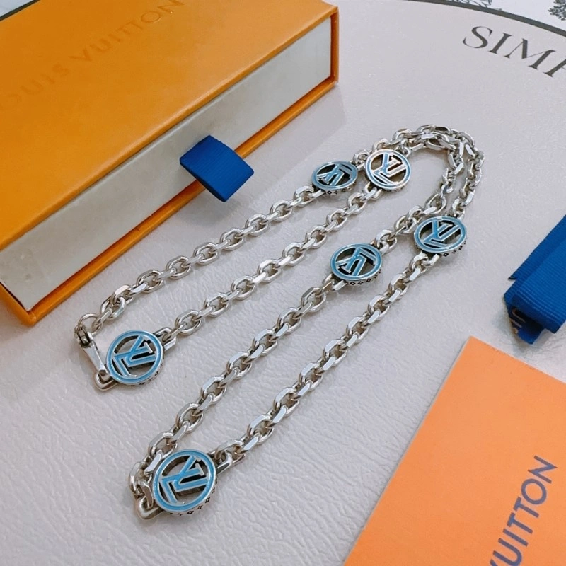 Louis Vuitton Necklaces Elegant 247903