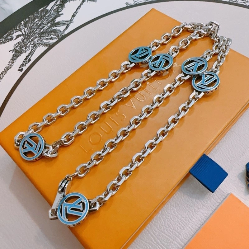 Louis Vuitton Necklaces Elegant 247903