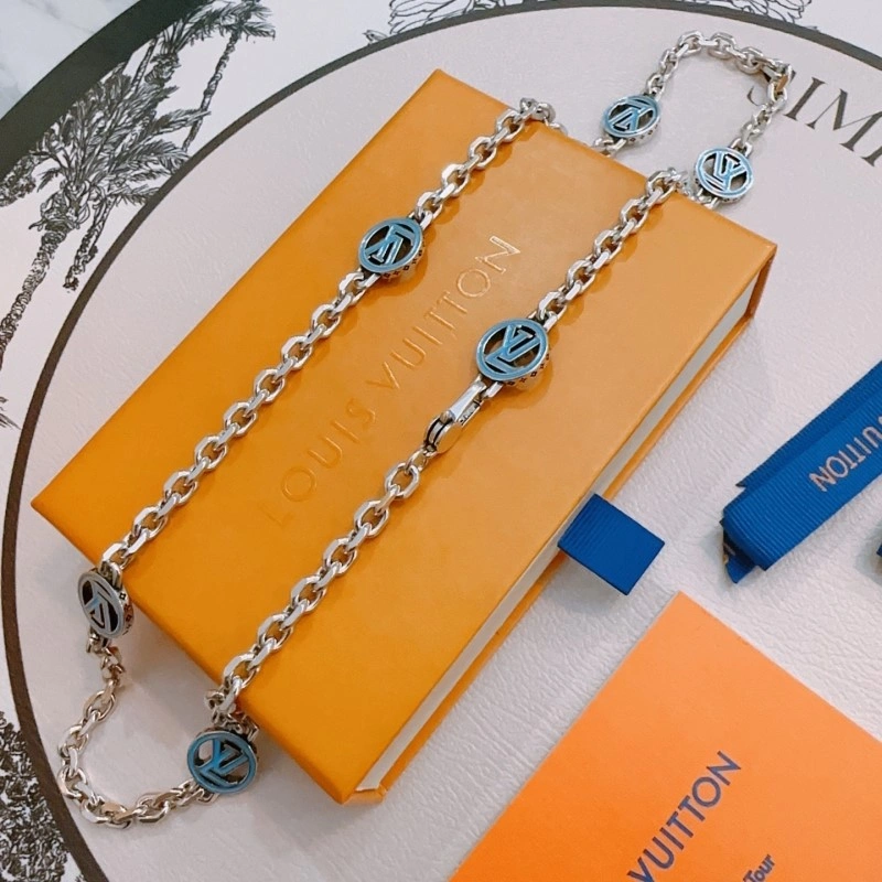 Louis Vuitton Necklaces Elegant 247903