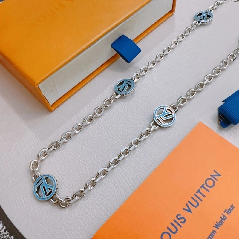 Louis Vuitton Necklaces Elegant 247903