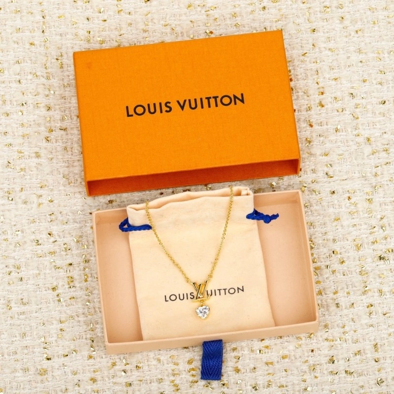 Louis Vuitton Necklaces Flexible 247899