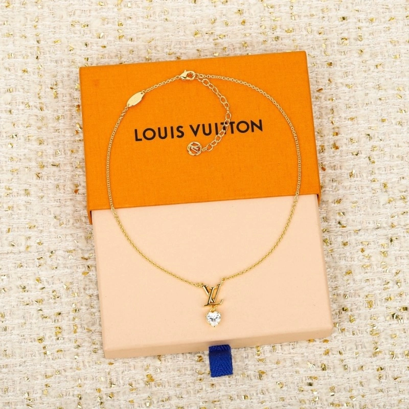 Louis Vuitton Necklaces Flexible 247899