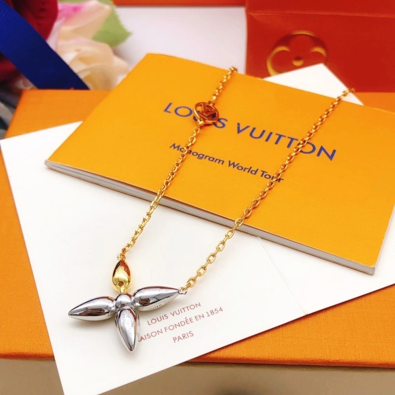 ModernLook Louis Vuitton Necklaces 247898