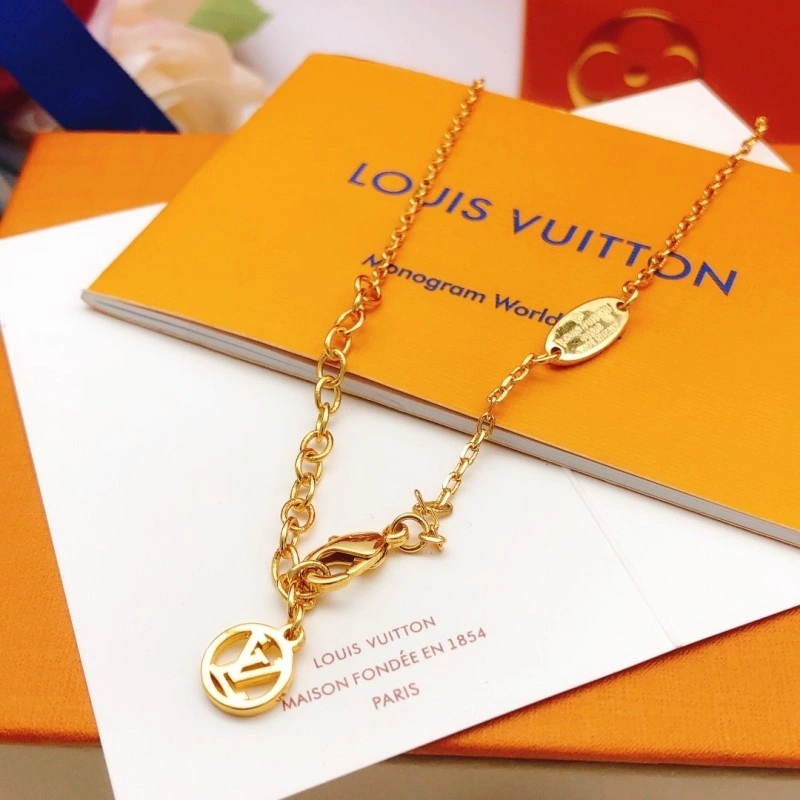 ModernLook Louis Vuitton Necklaces 247898