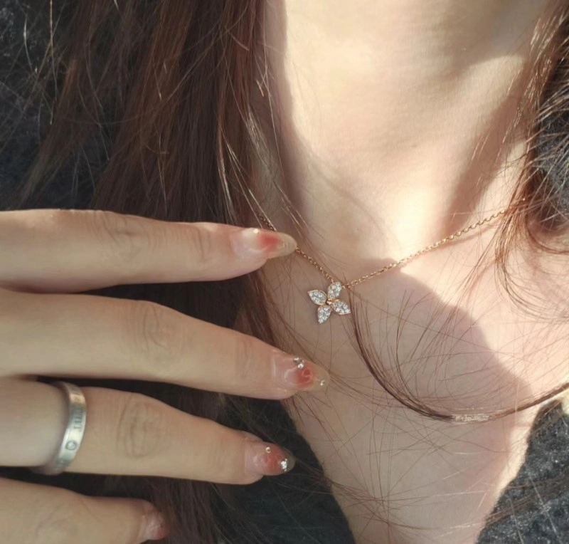 Durable Louis Vuitton Necklaces 247915