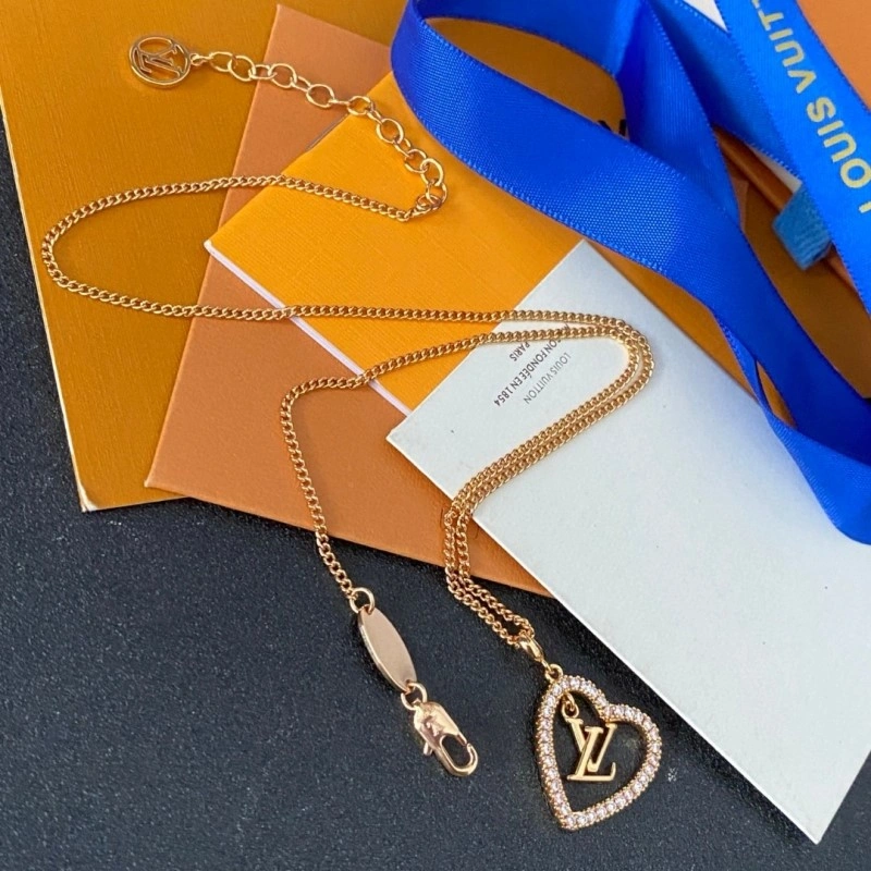 Louis Vuitton Necklaces Stylish 247887